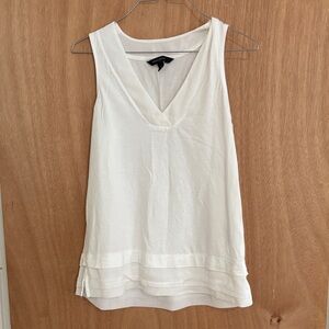 Banana Republic Cream V-Neck Tank Top